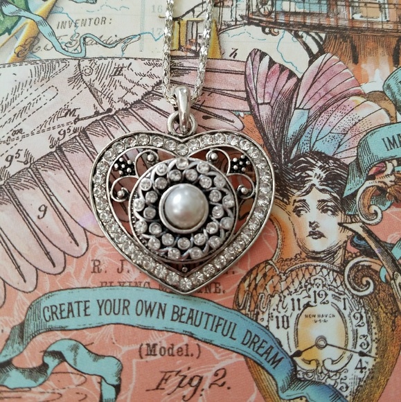 Jewelry - Heart Snap necklace for Snap jewelry